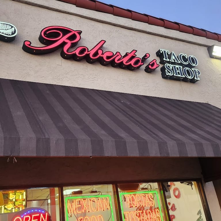 🌮 Roberto’s Taco Shop Clairemont Dr. 🏙️